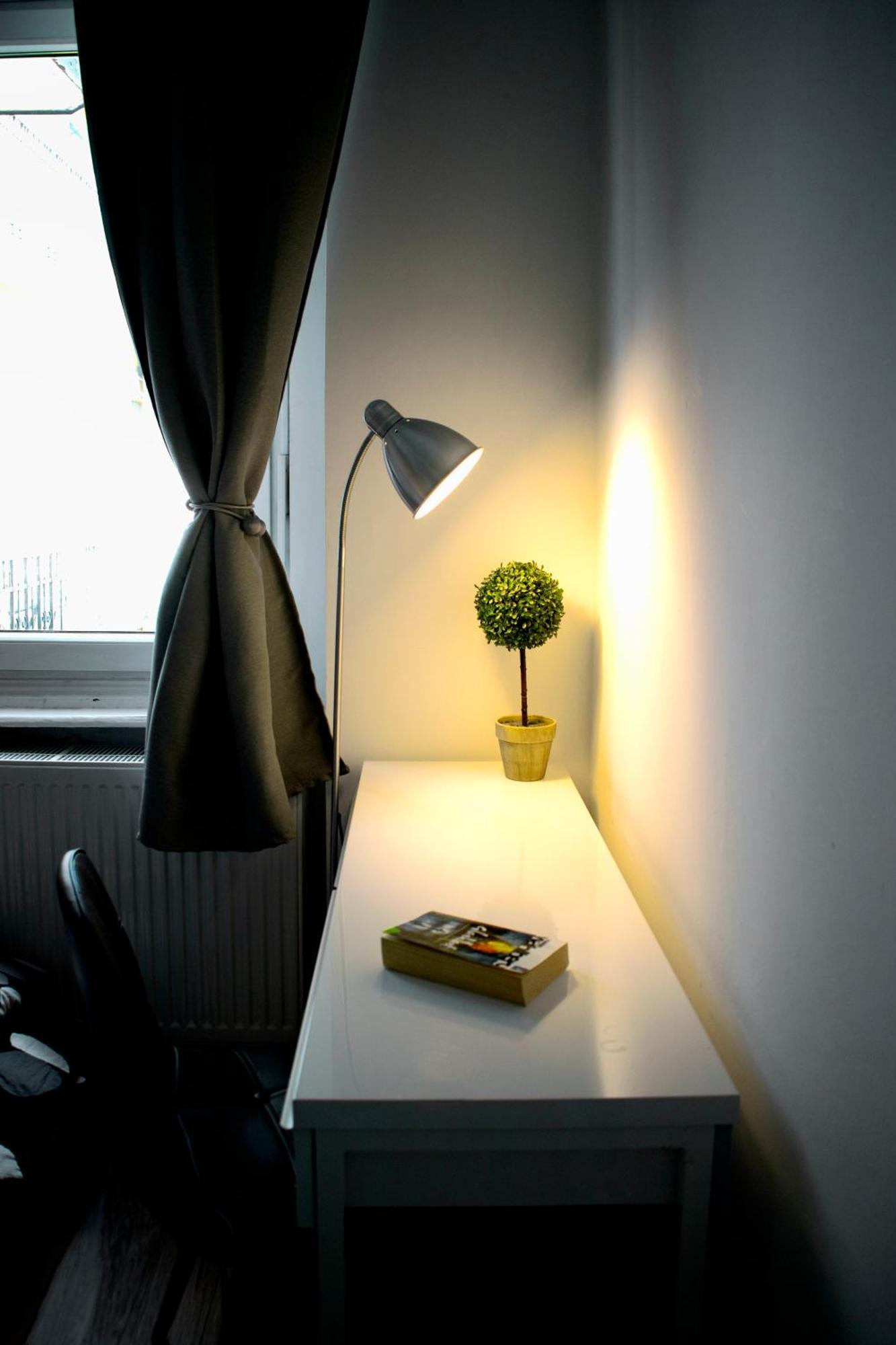 3 Room Apartment In The Beautiful Street บูดาเปสต์ ภายนอก รูปภาพ