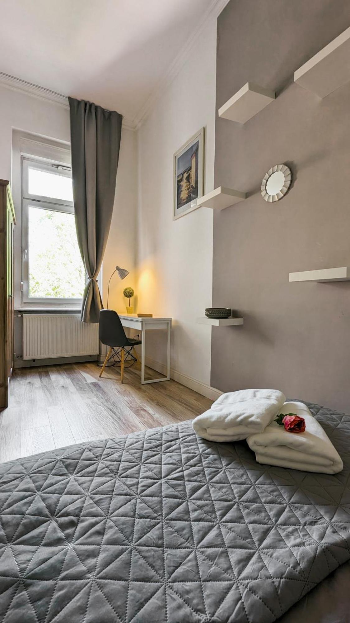 3 Room Apartment In The Beautiful Street บูดาเปสต์ ภายนอก รูปภาพ